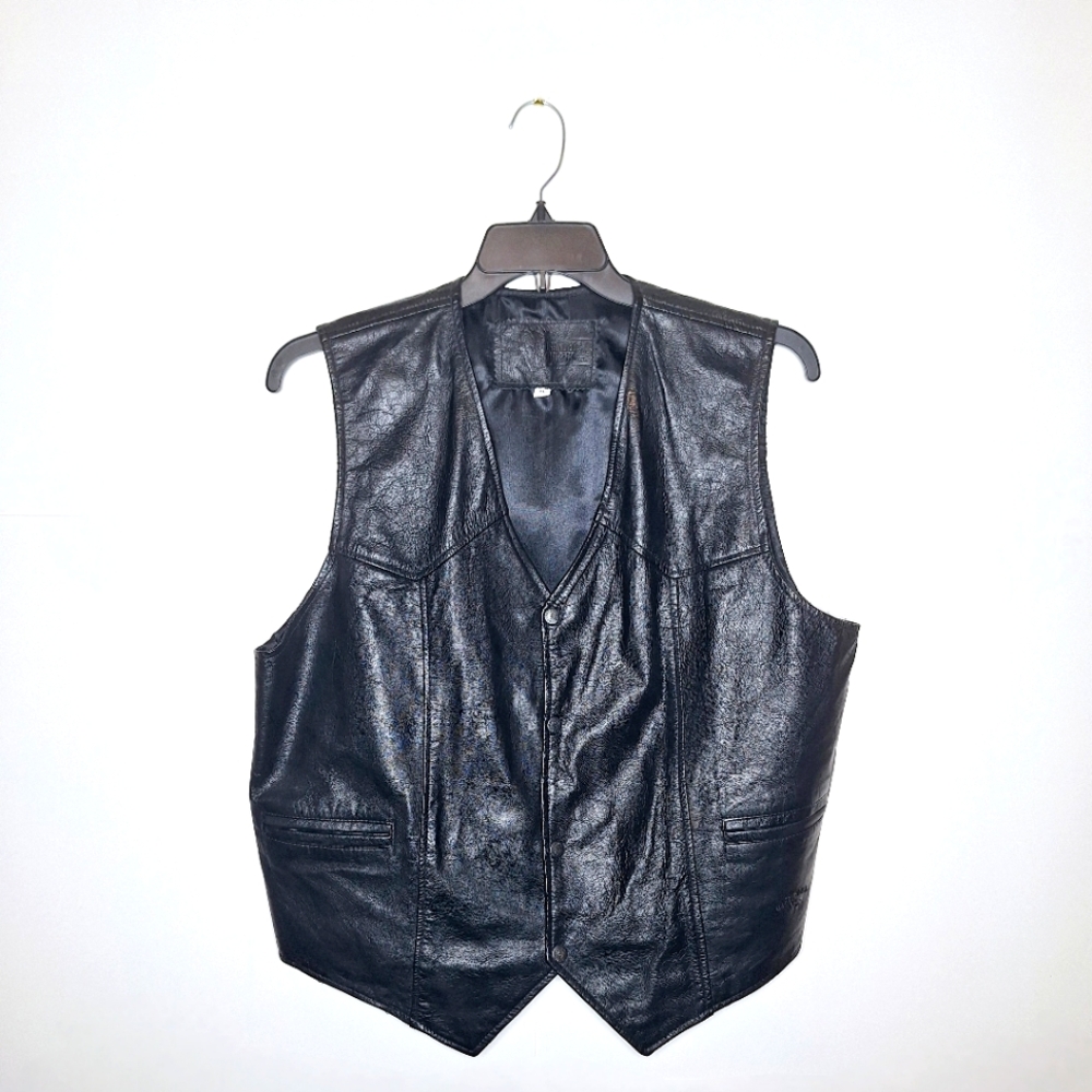 Vintage Branded Garment Inc."The Joe Camel" Biker core leather vest size XL.